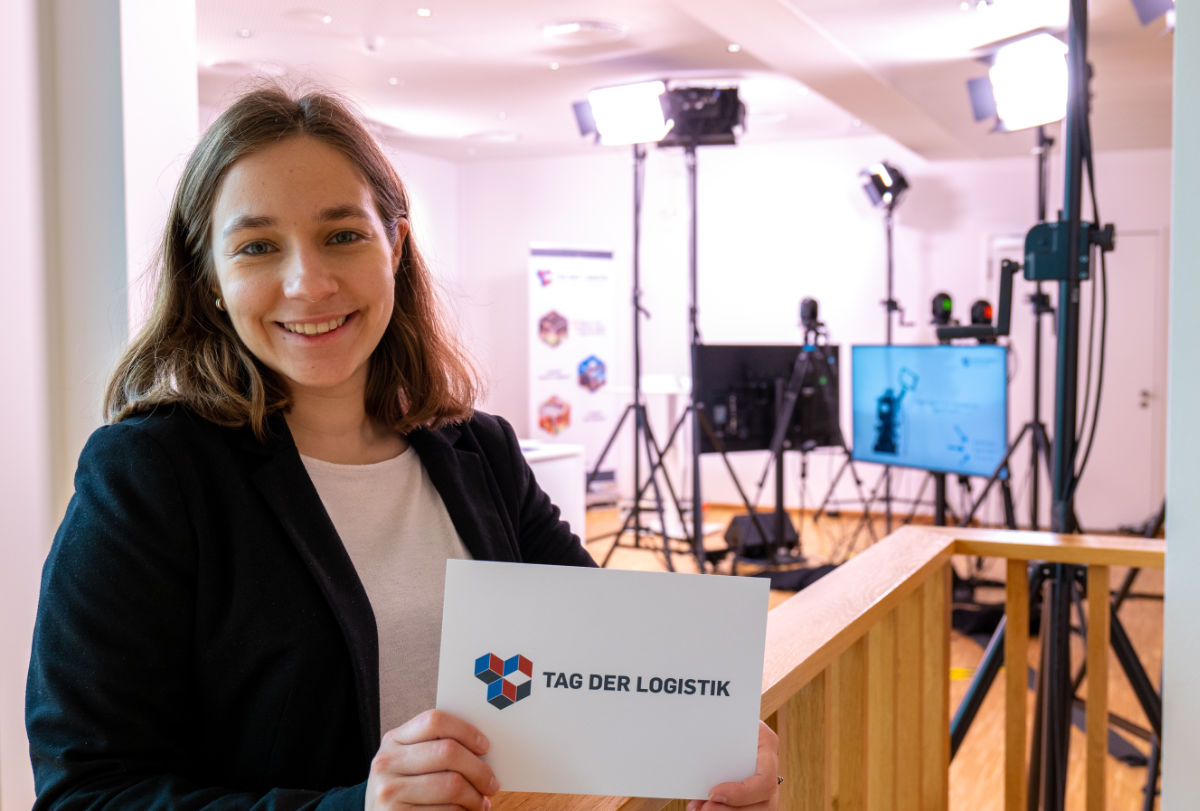 Moderatorin Nicole Weikmann